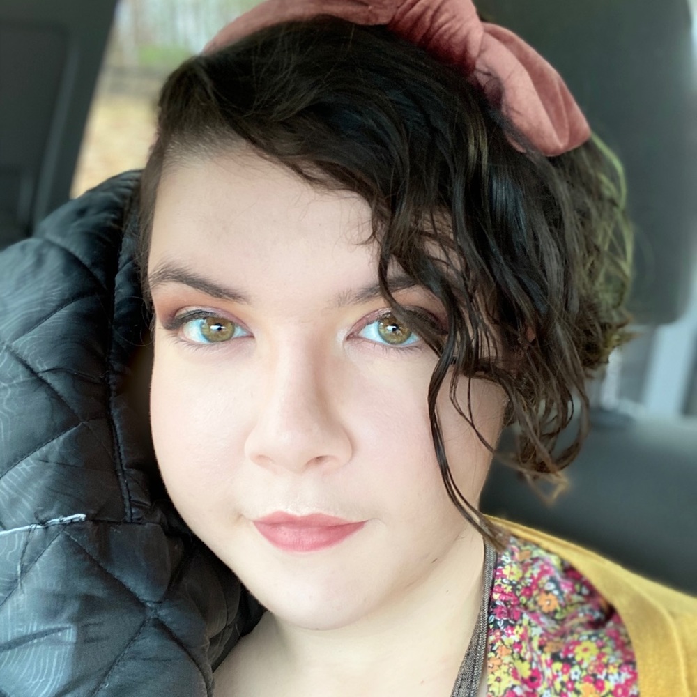 Meet your Posher, Emily